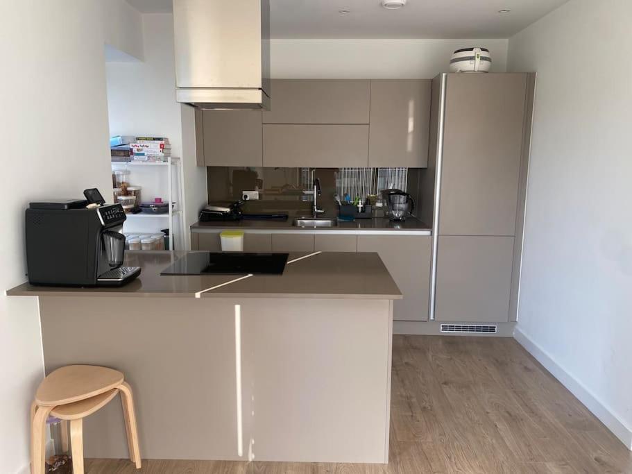 Appartamento Modern 1 Bedroom Flat Londra
